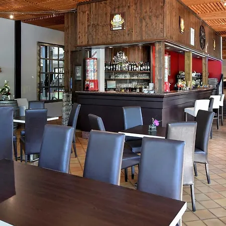 Domaine Lou Capitelle & Parque de vacaciones 4*